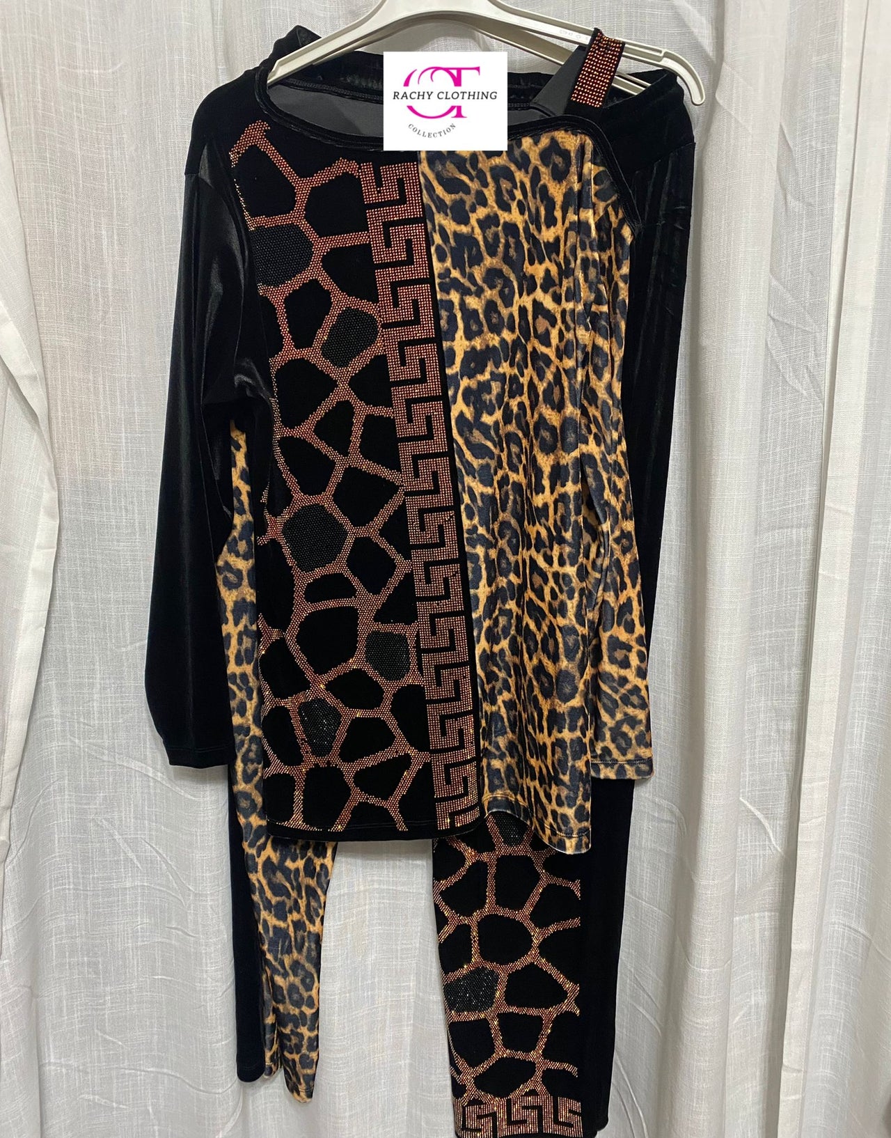 Leopard Stones Velvet Set