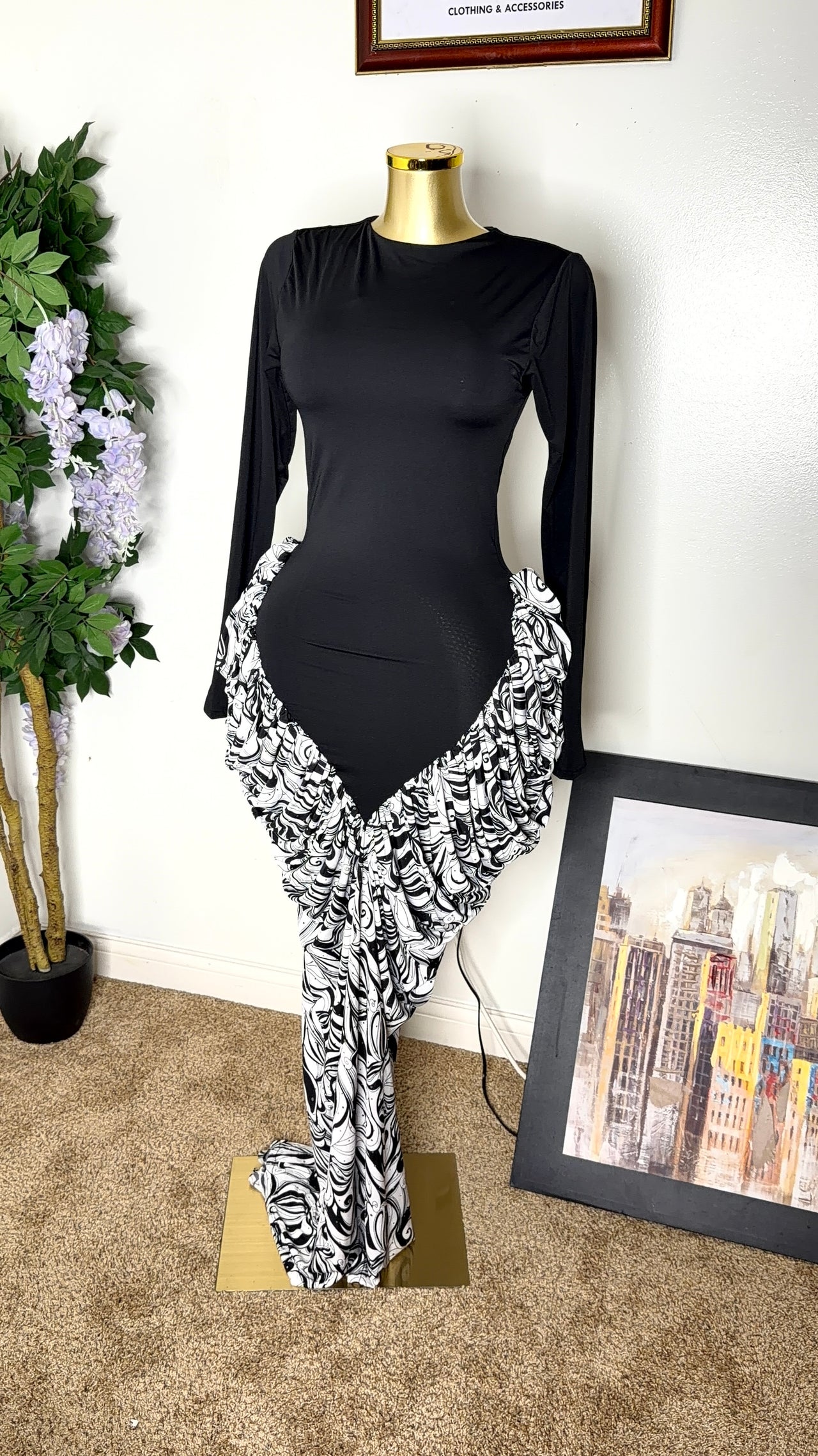 Abstract Elegance Maxi Dress